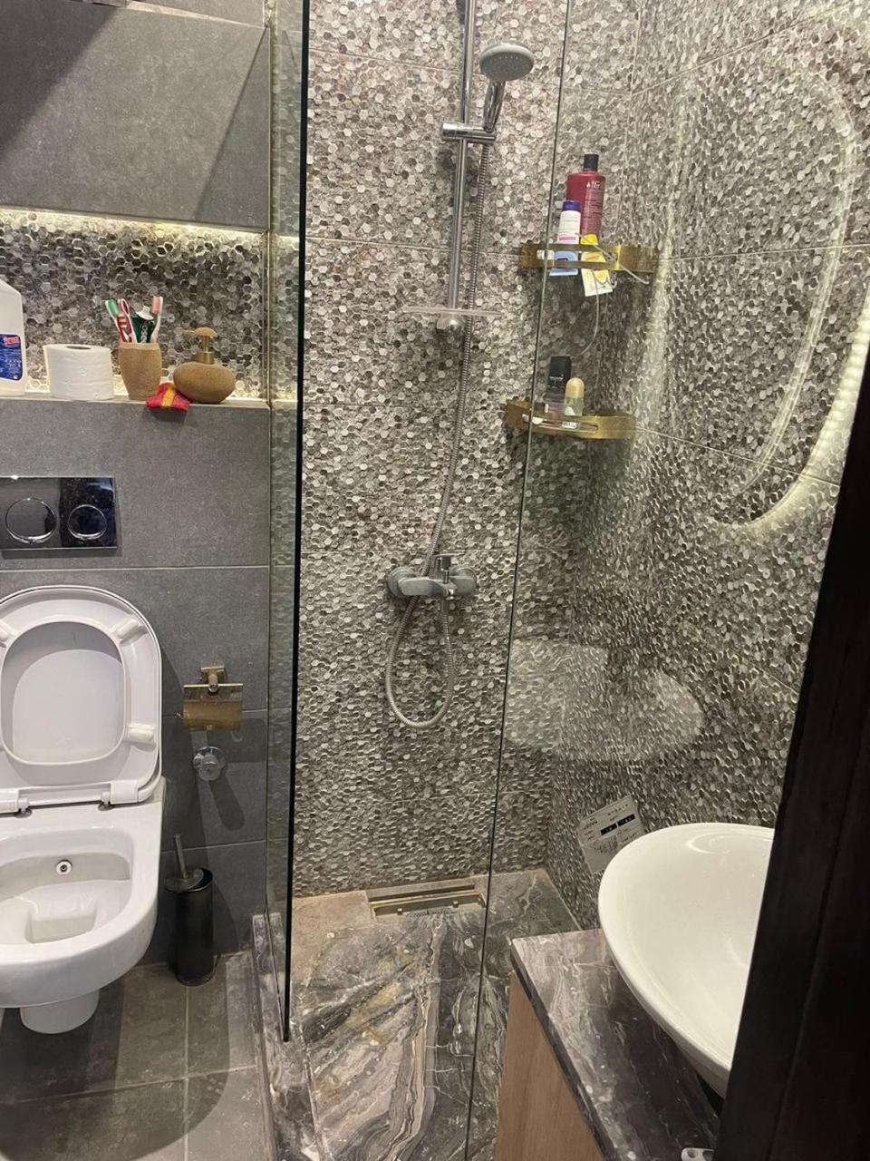Ultra Luxury Penthouse, Nacr Cairo