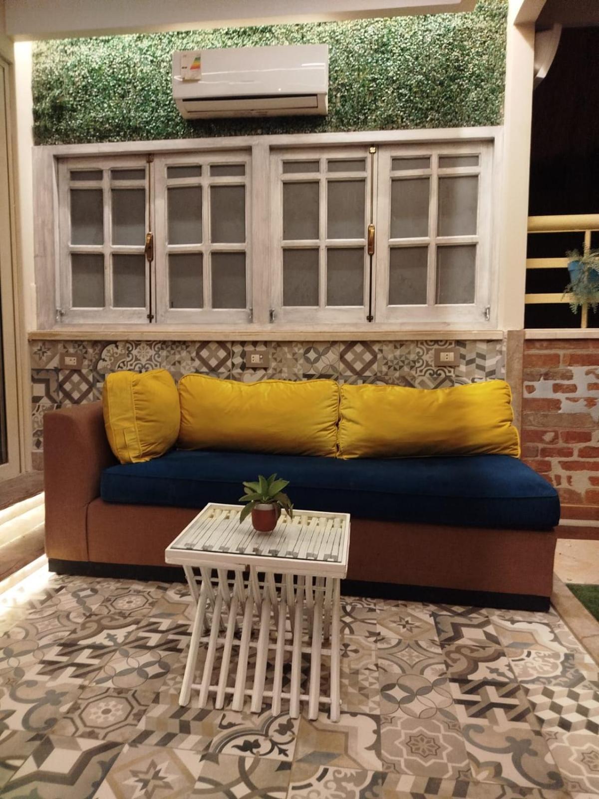 Ultra Luxury Penthouse, Nacr Apartamento
